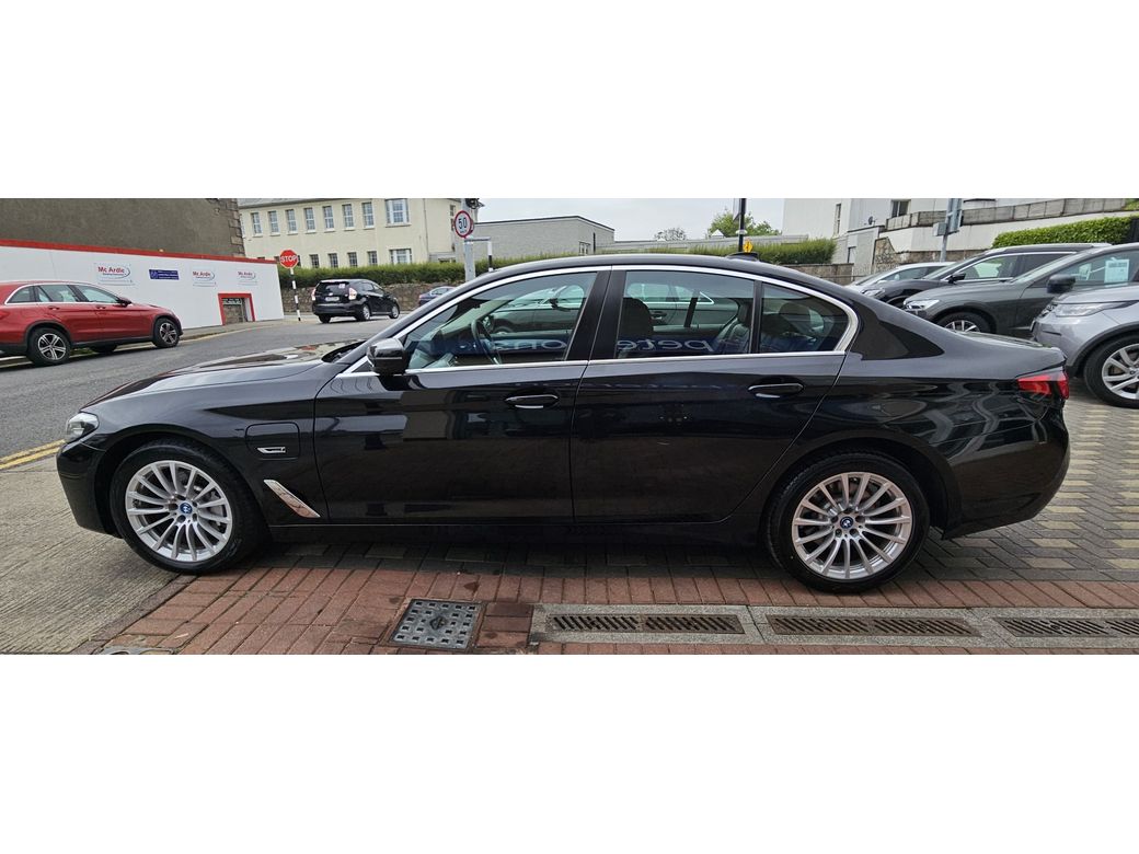 2022 BMW 5 Series