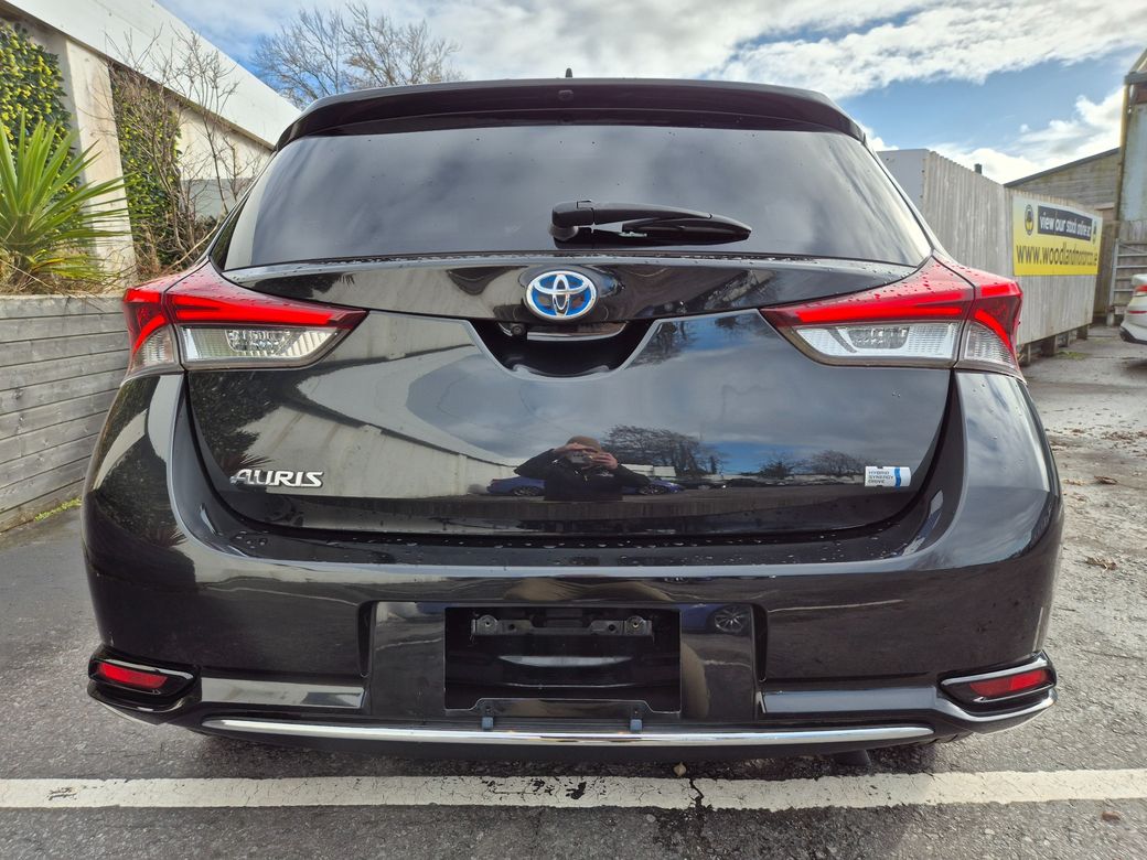 2016 Toyota Auris