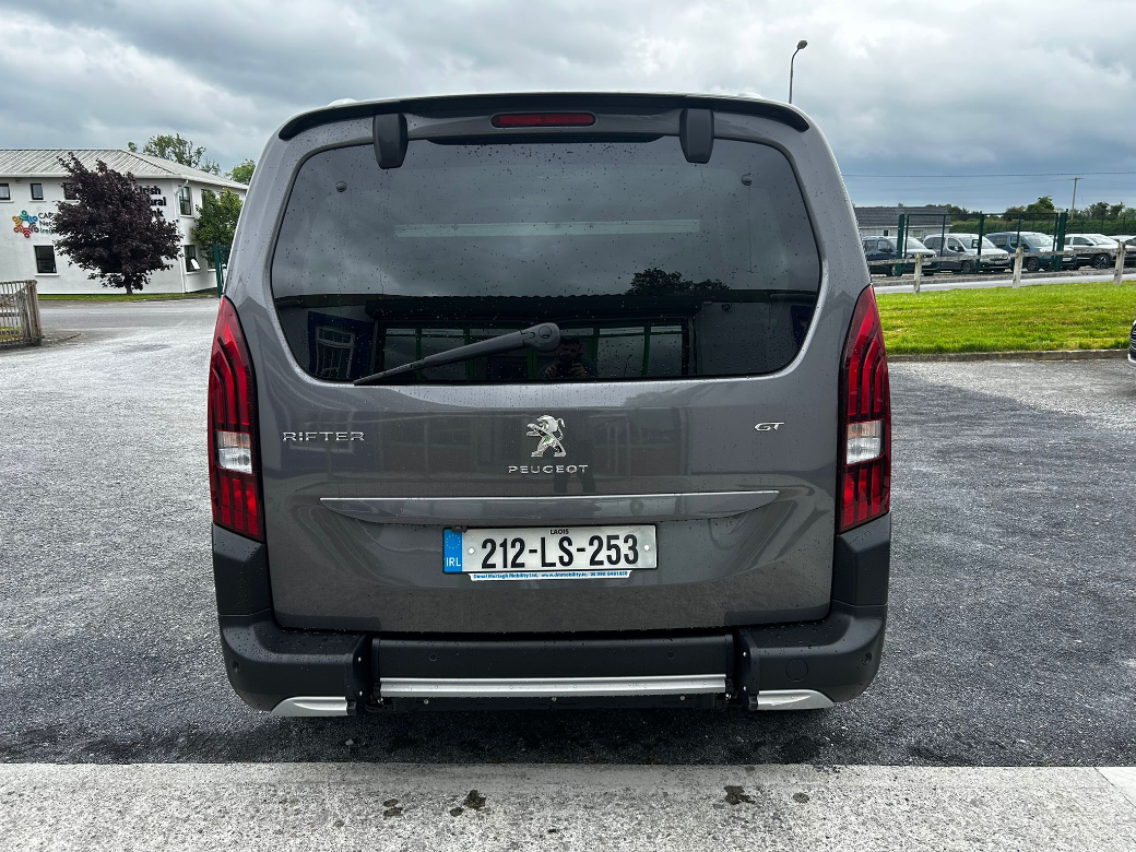 2021 Peugeot Rifter