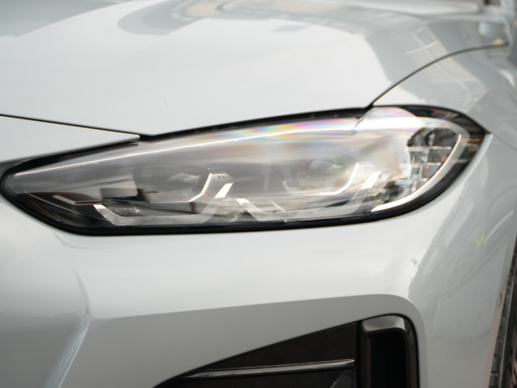 2023 BMW i4