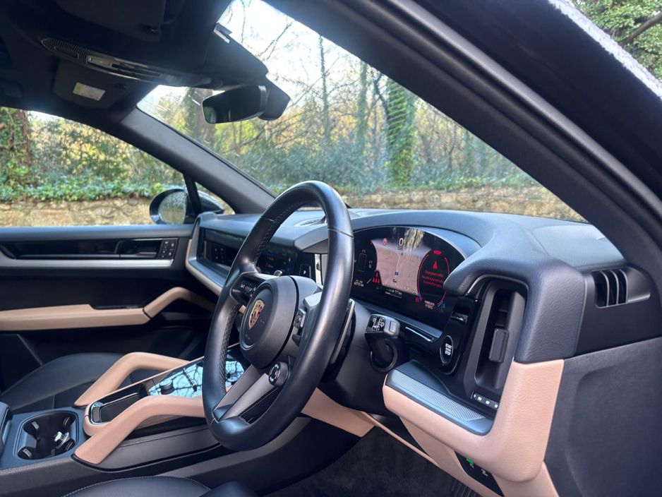 2023 Porsche Cayenne