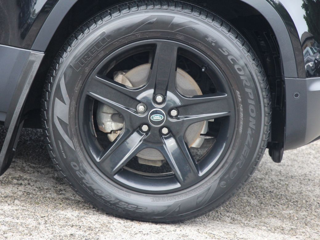 2023 Land Rover Defender