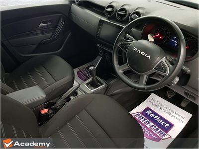 2023 Dacia Duster