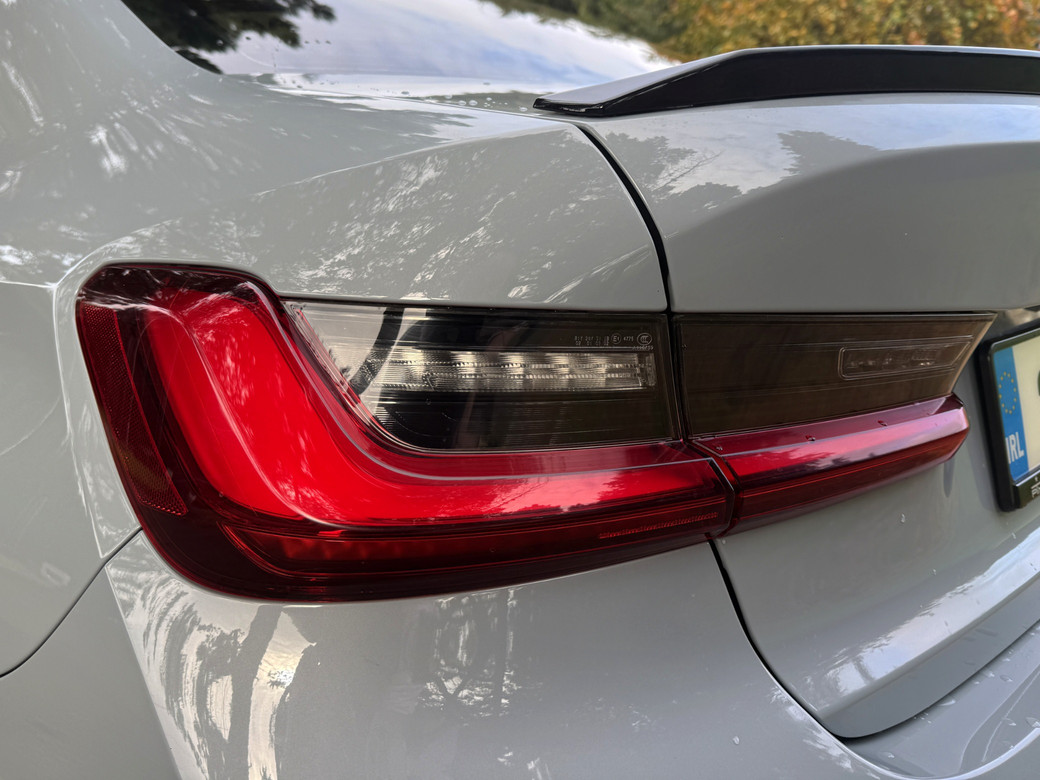 2023 BMW 330