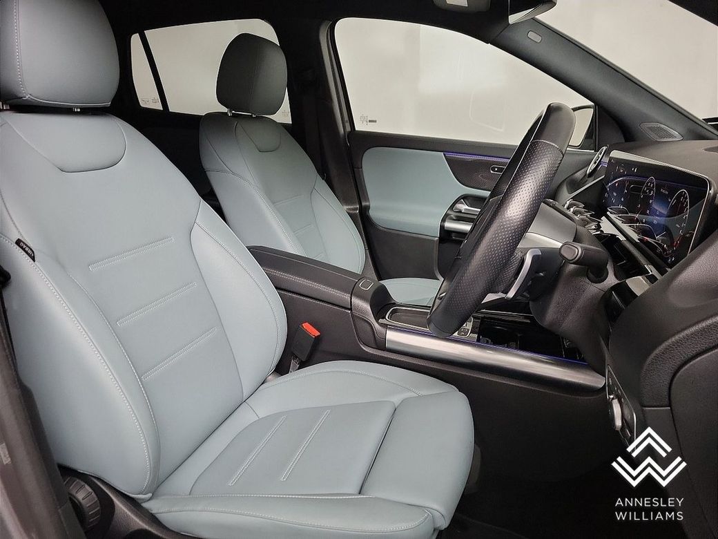 2025 Mercedes-Benz GLA Class