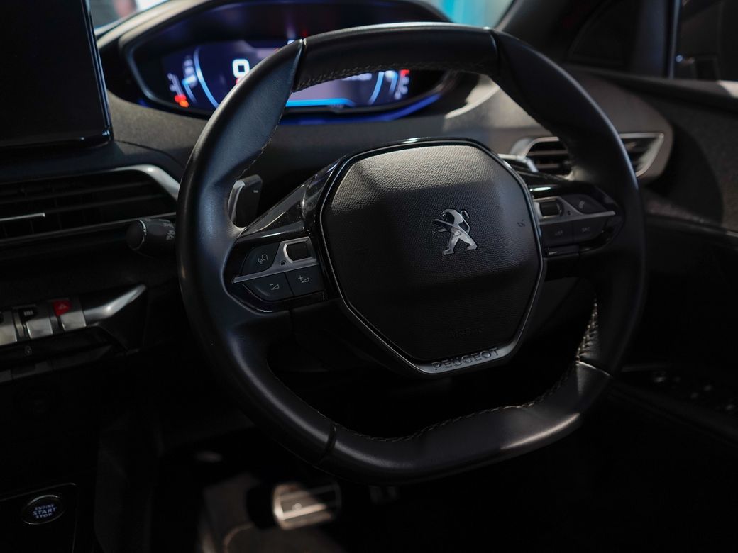 2023 Peugeot 5008