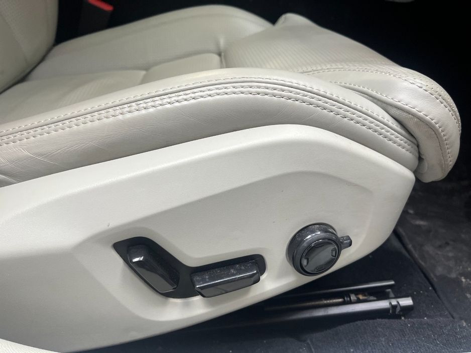2022 Volvo V60