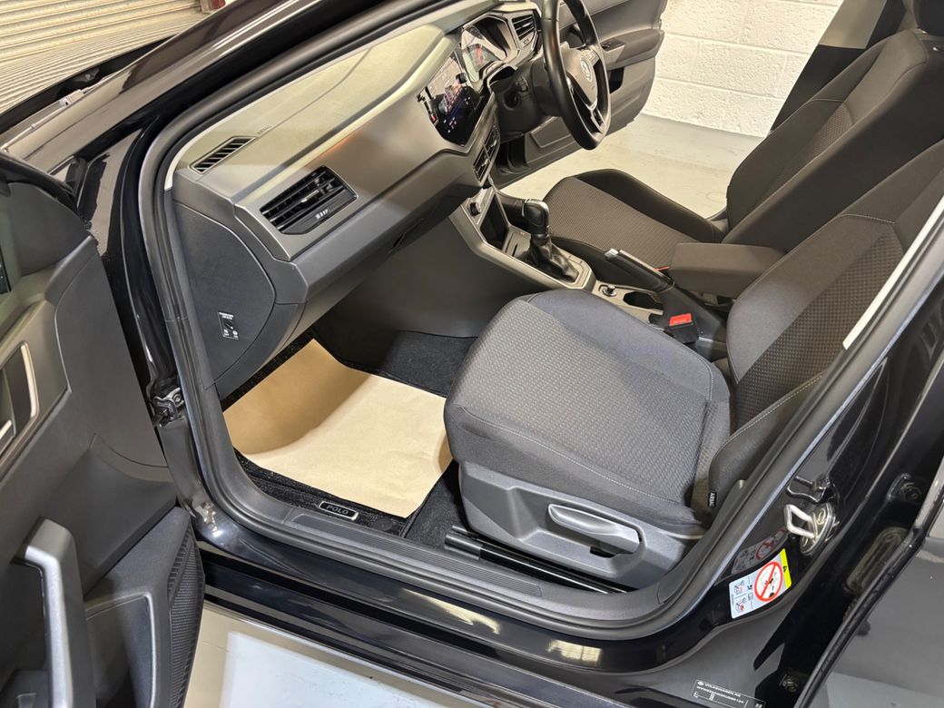 2019 Volkswagen Polo
