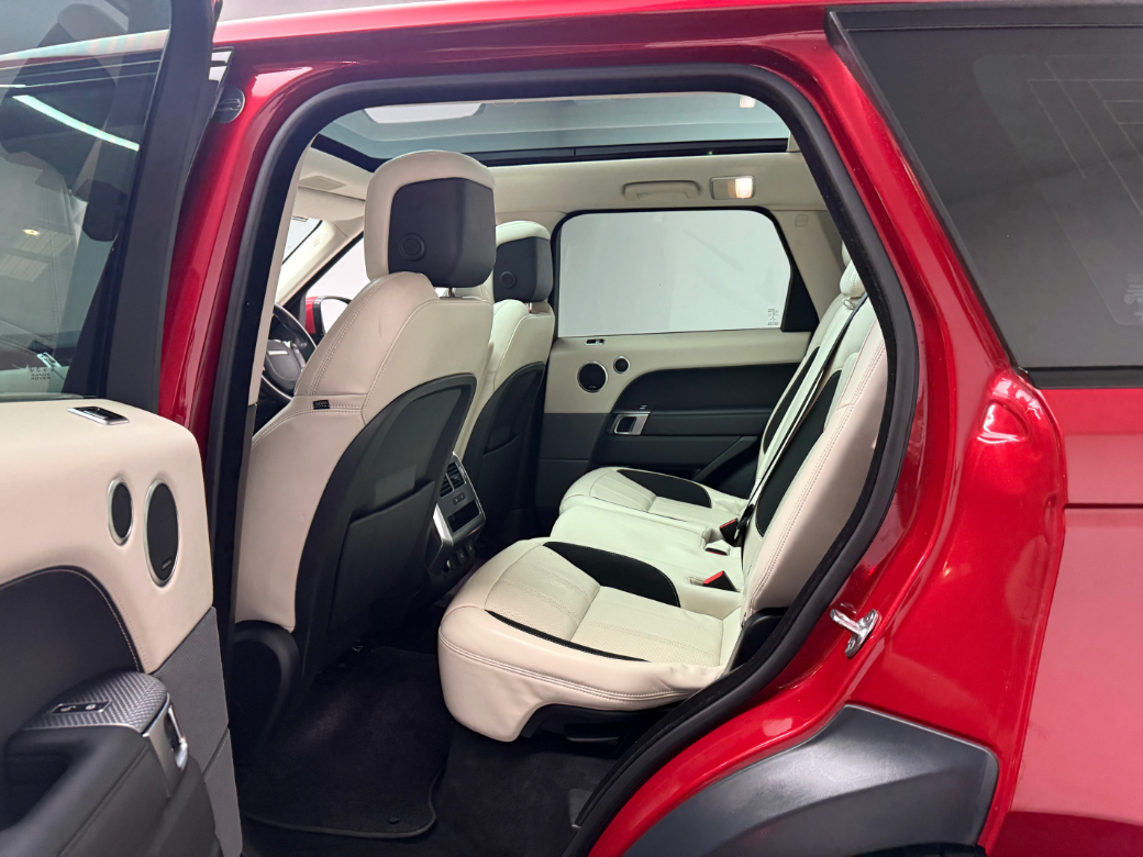 2020 Land Rover Range Rover Sport