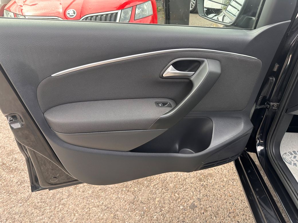 2015 Volkswagen Polo