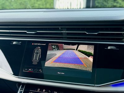 2023 Audi Q8
