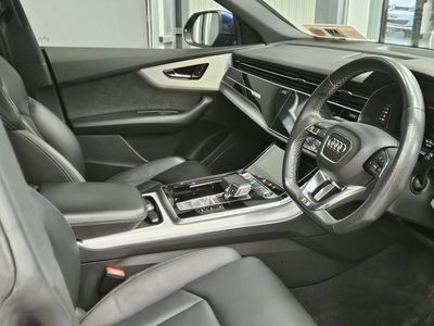 2021 Audi Q8