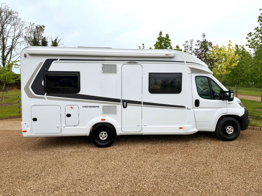 2019 WEINSBERG  CARA SUITE 650 R.H.D 