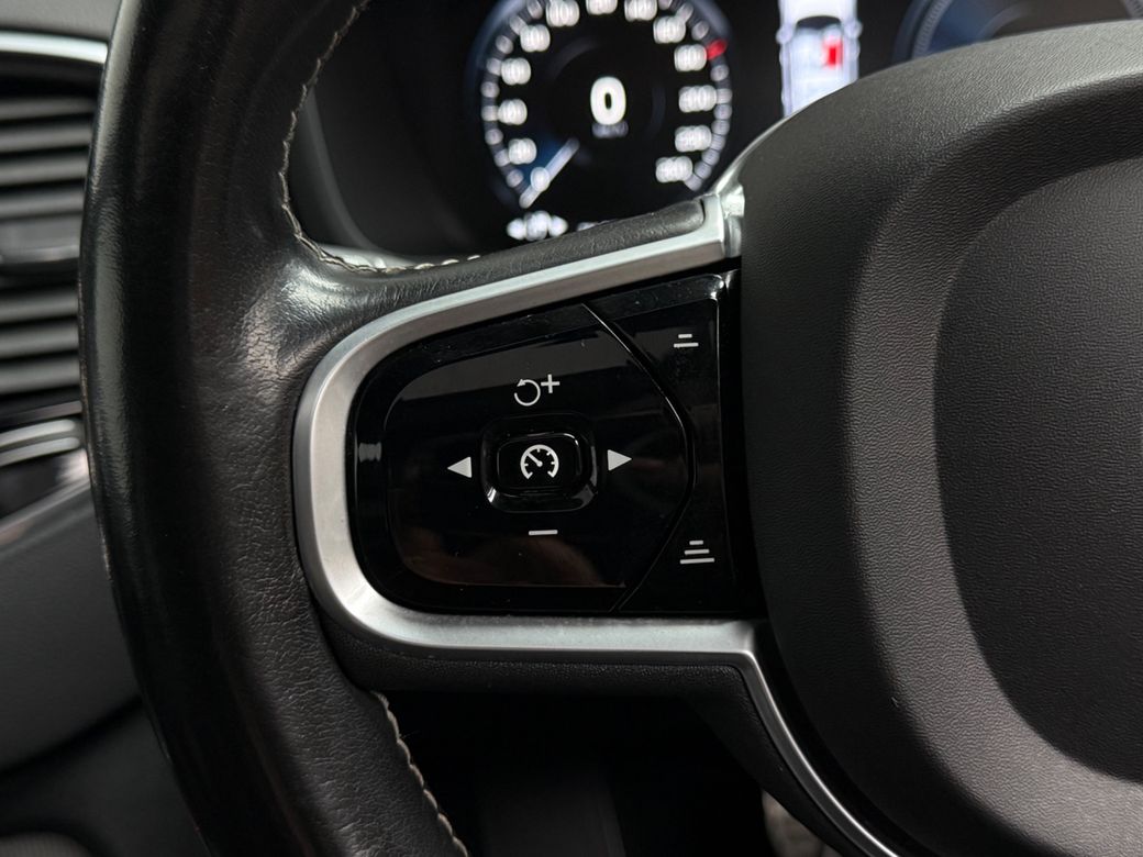 2021 Volvo XC90