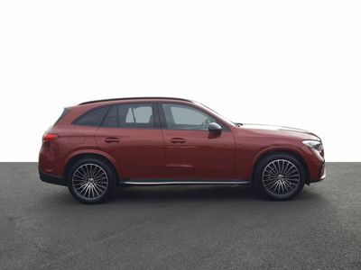 2025 Mercedes-Benz GLC Class
