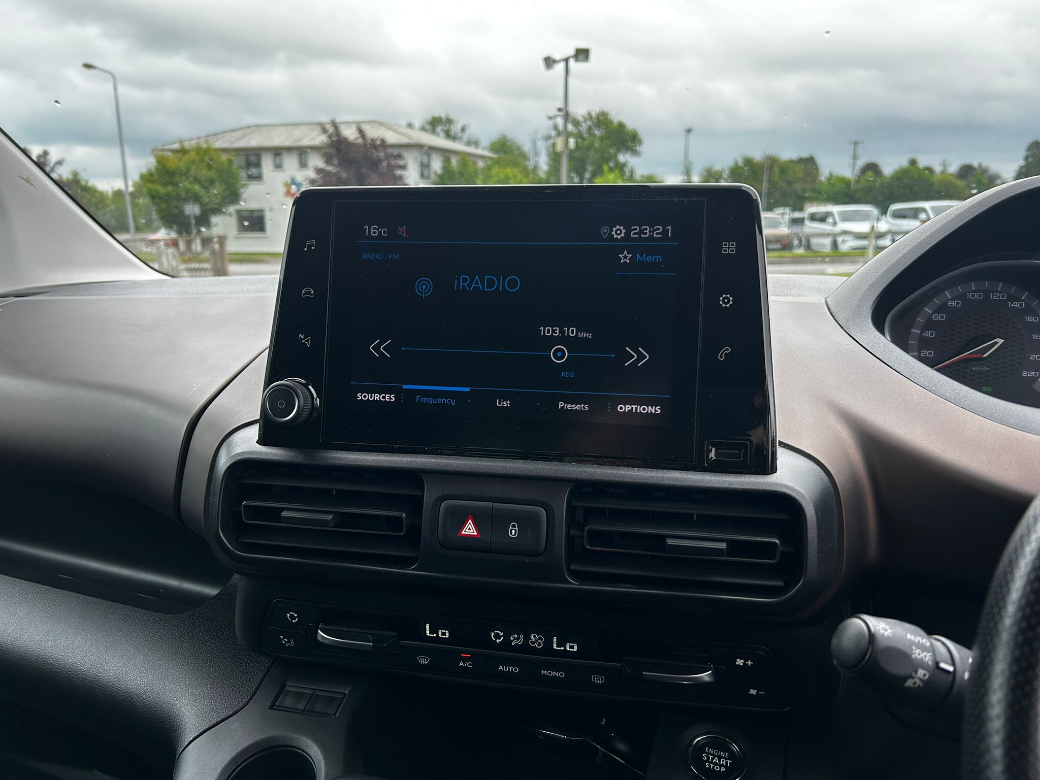 2021 Peugeot Rifter
