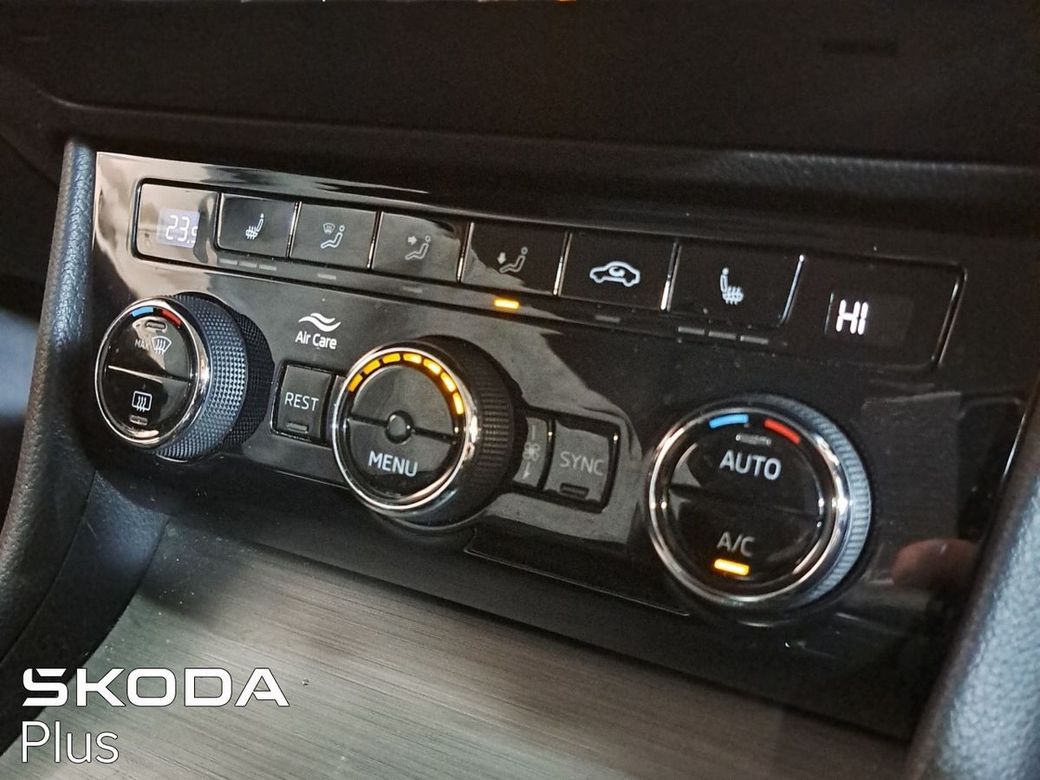 2023 Skoda Superb