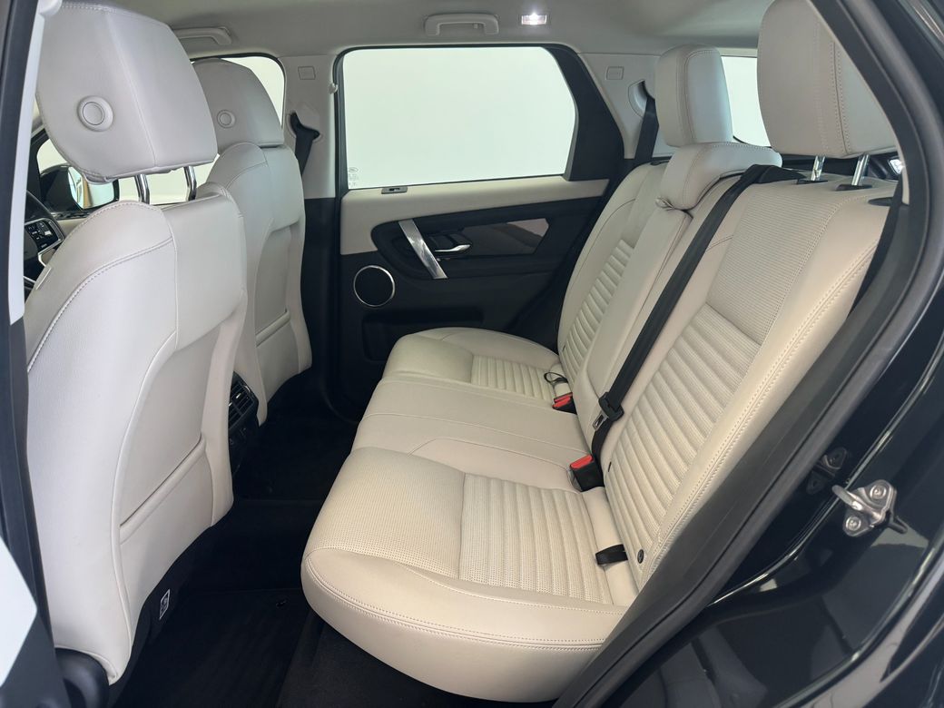 2025 Land Rover Discovery Sport