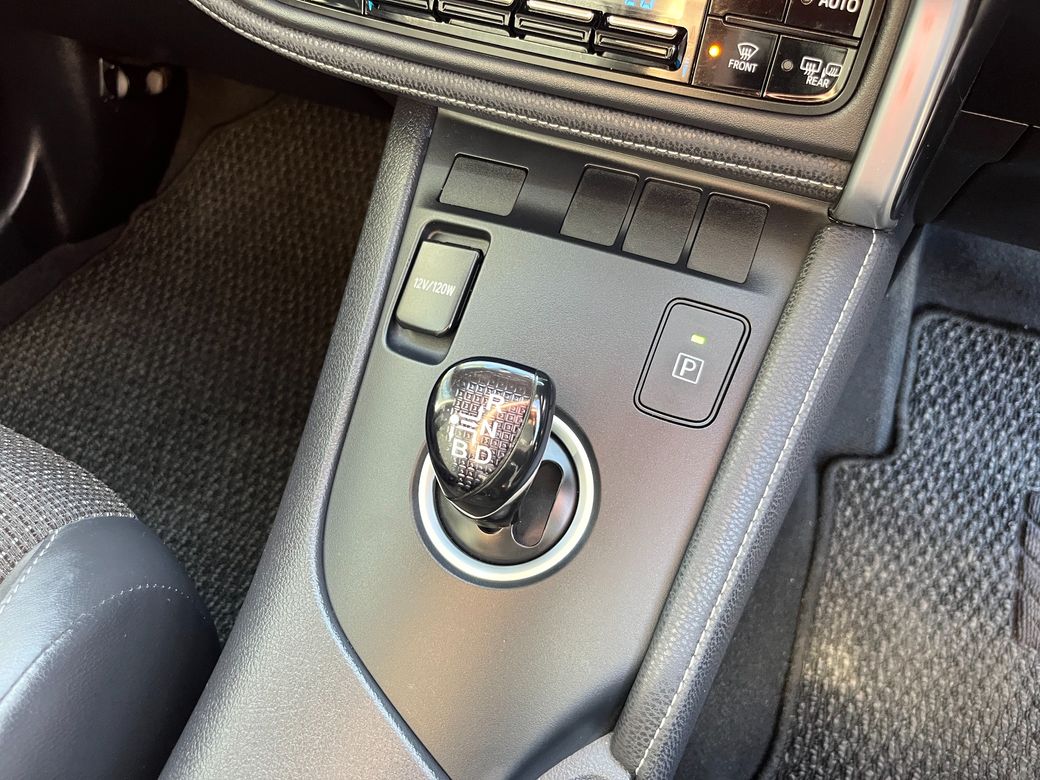 2016 Toyota Auris