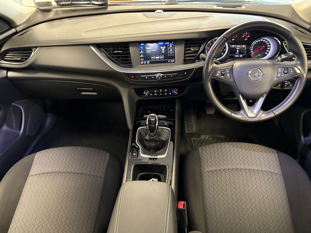 2019 Opel Insignia