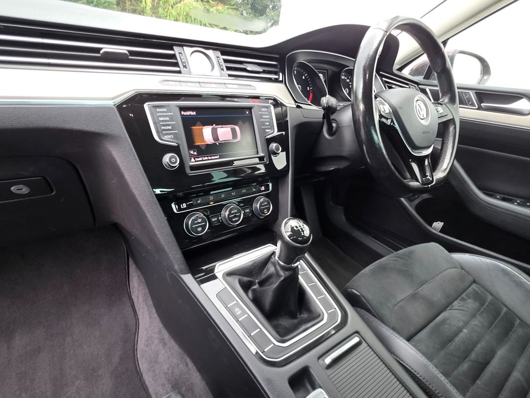 2017 Volkswagen Passat
