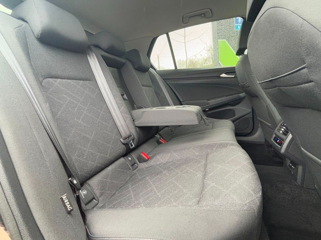 2022 Volkswagen Golf