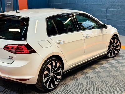 2017 Volkswagen Golf