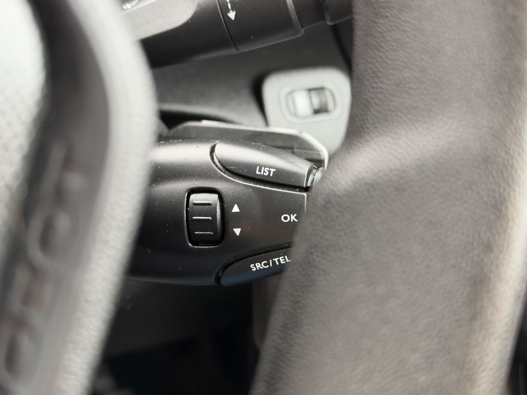 2021 Peugeot Partner