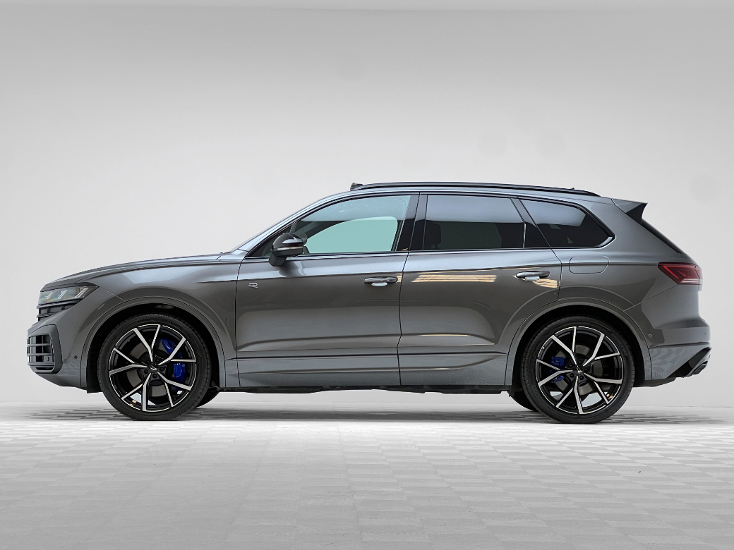 2025 Volkswagen Touareg