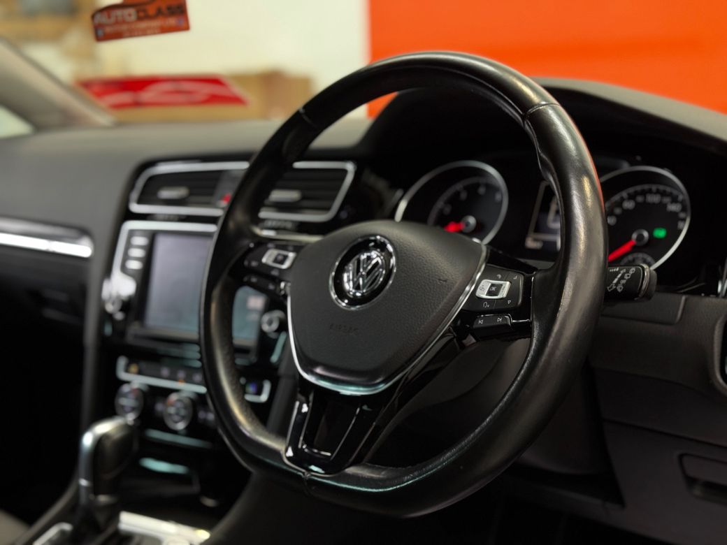 2017 Volkswagen Golf
