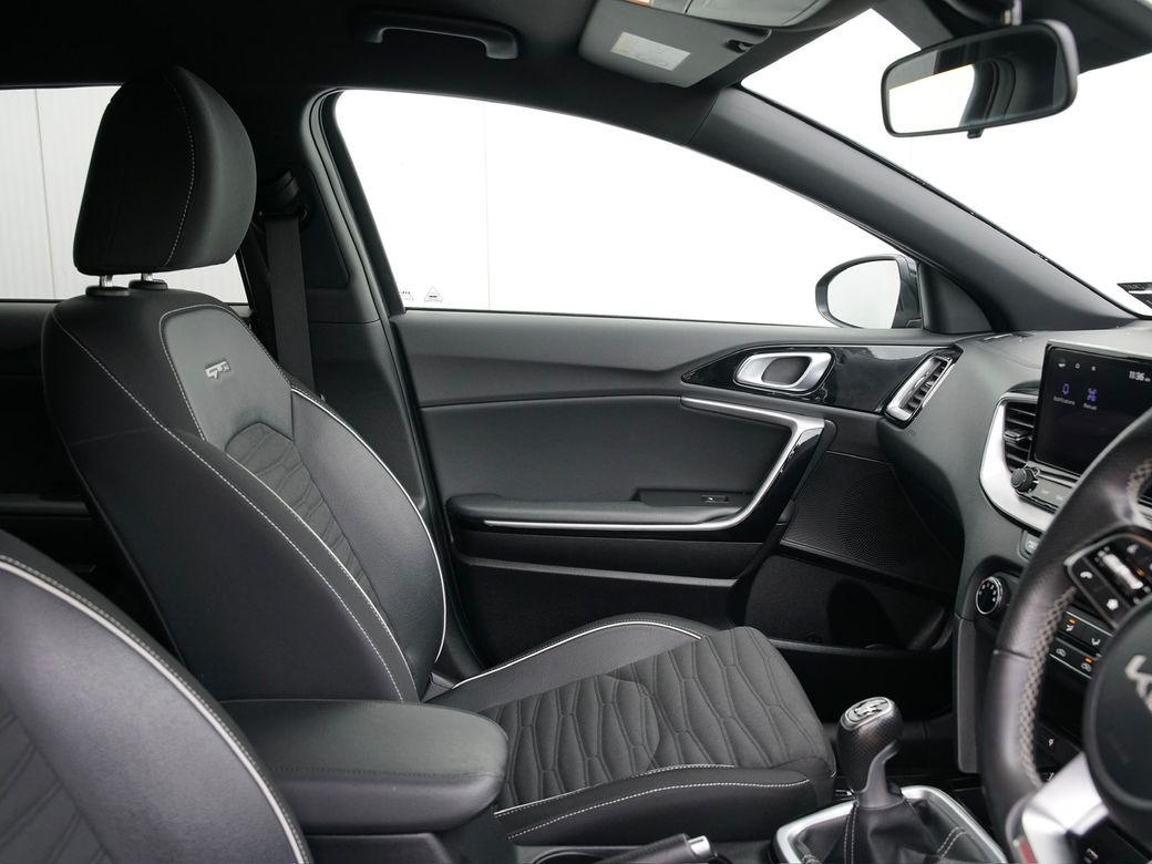 2022 Kia Ceed
