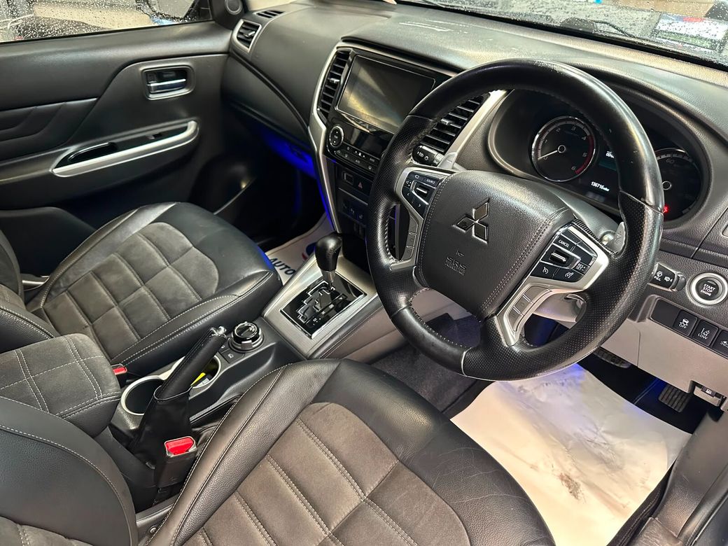 2020 Mitsubishi L200