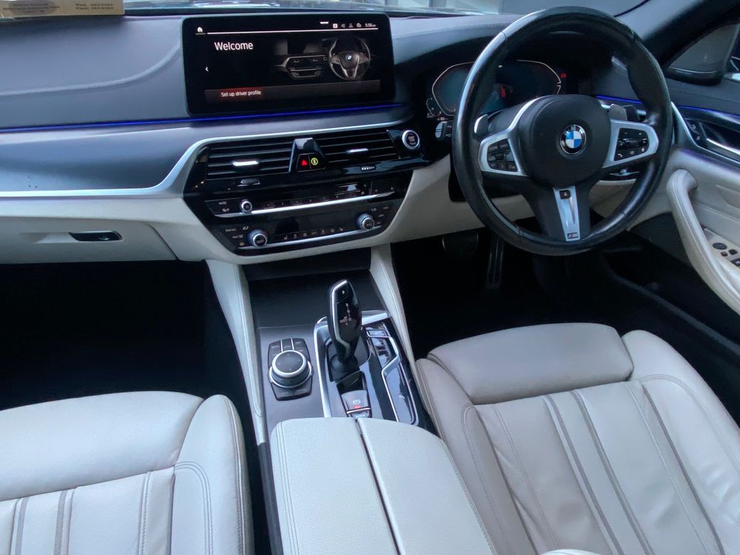 2022 BMW 5 Series