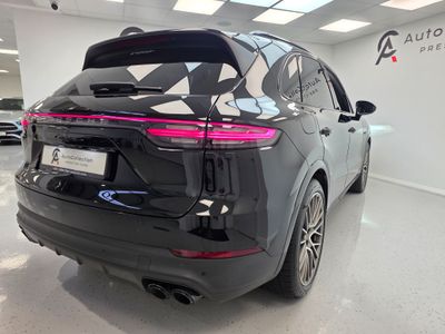 2023 Porsche Cayenne