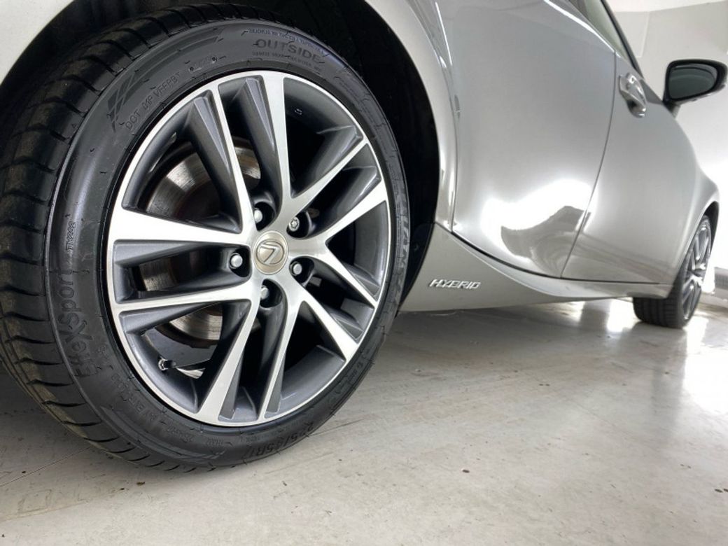 2019 Lexus IS