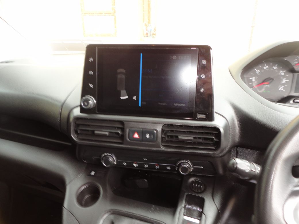 2019 Peugeot Partner