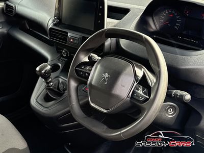 2023 Peugeot Partner