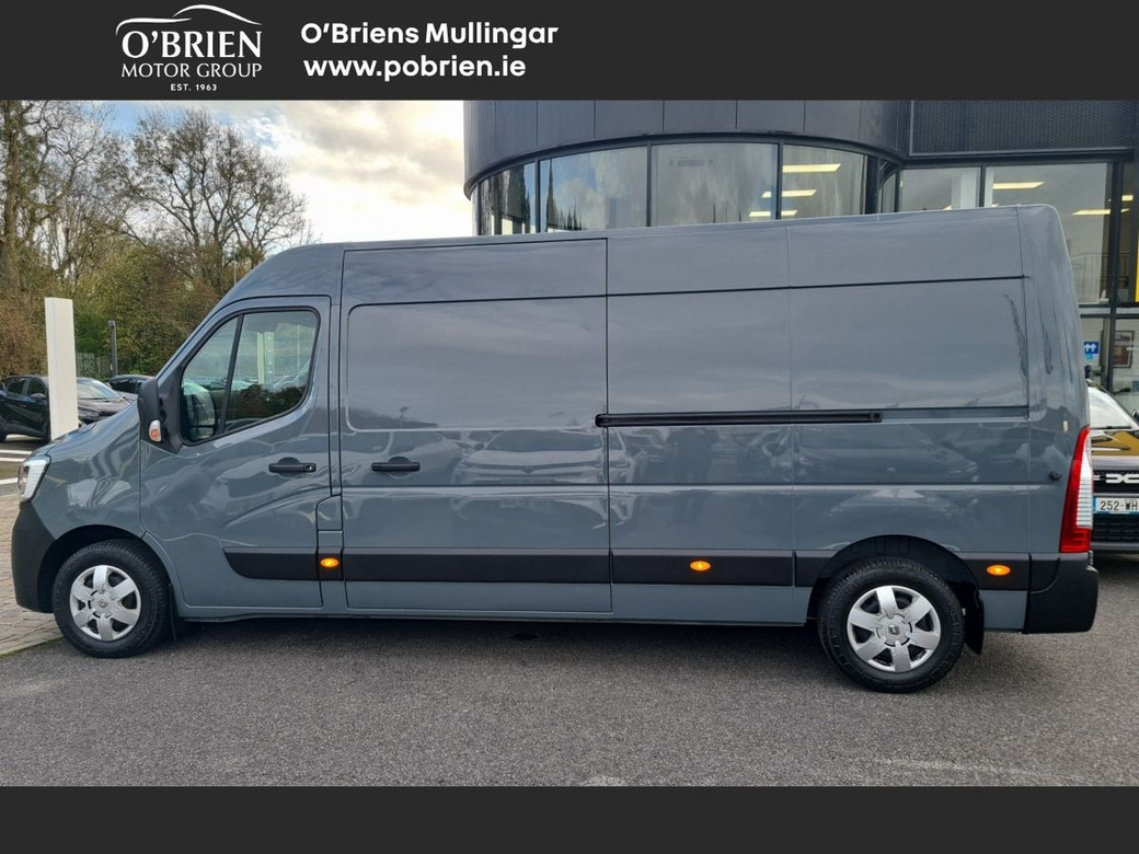 2024 Renault Master