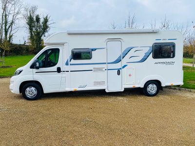 2017 BAILEY  APPROACH ADVANCE 665 LOW PROFILE R.H.D