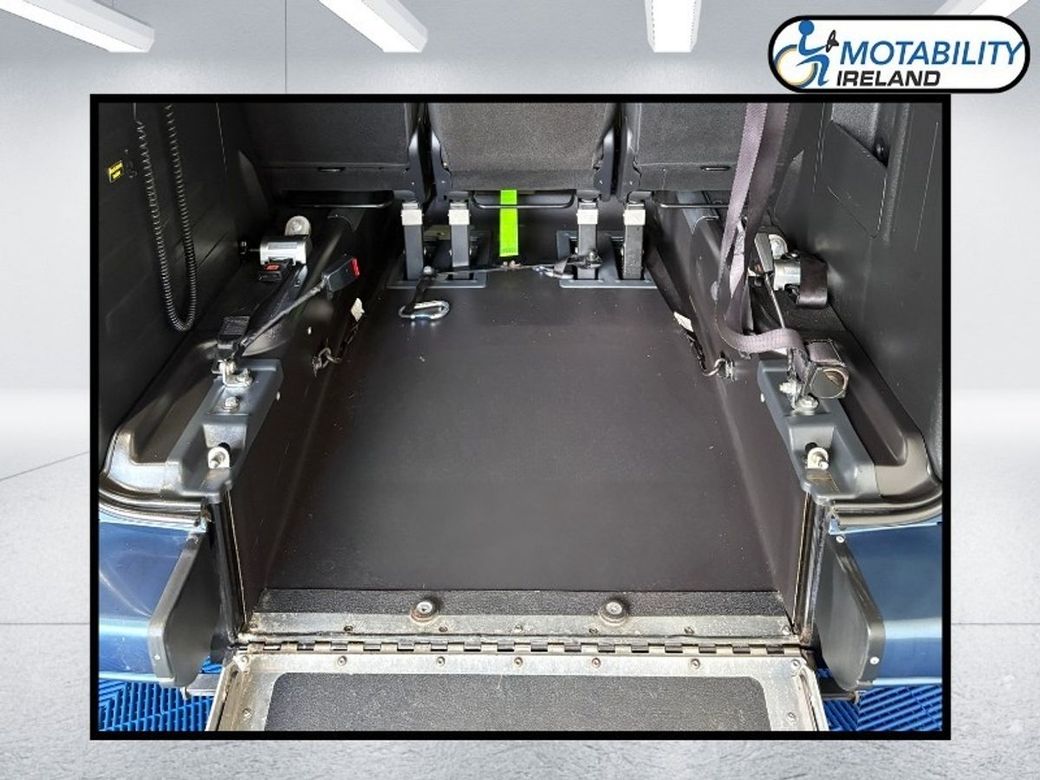 2014 Peugeot Partner Tepee