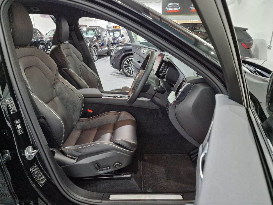2025 Volvo XC60