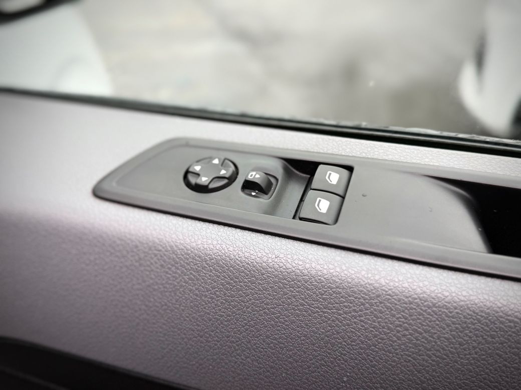 2023 Vauxhall Vivaro