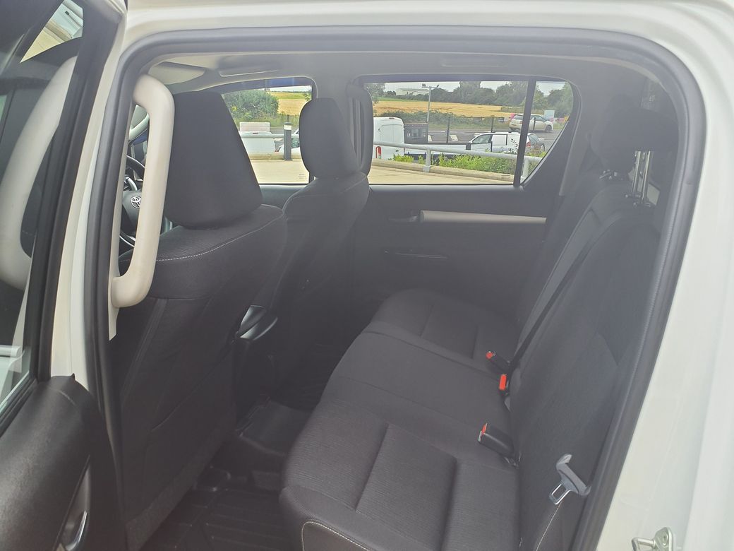 2024 Toyota Hilux