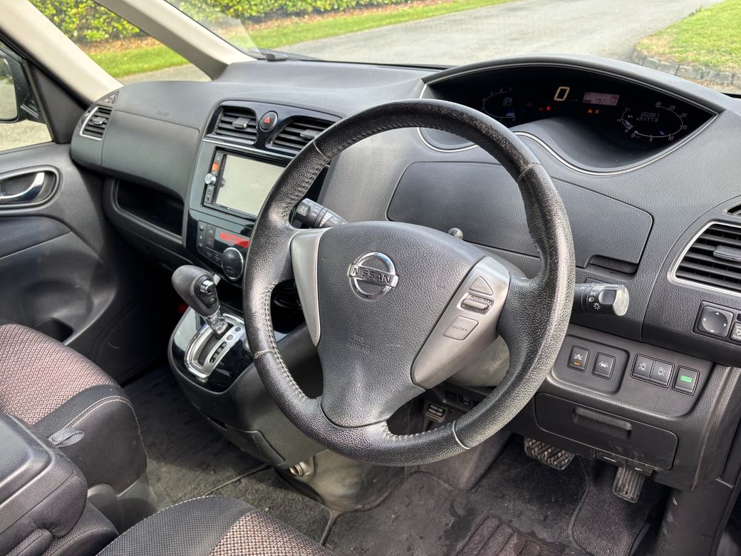 2015 Nissan Serena