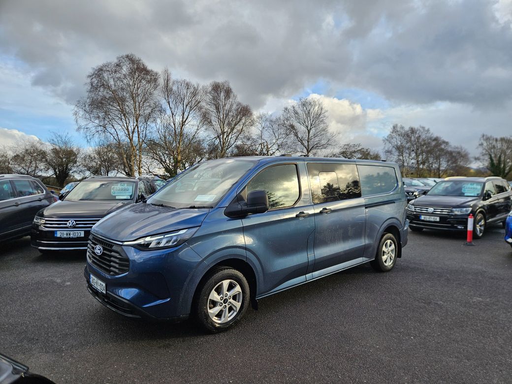 2024 Ford Transit Custom