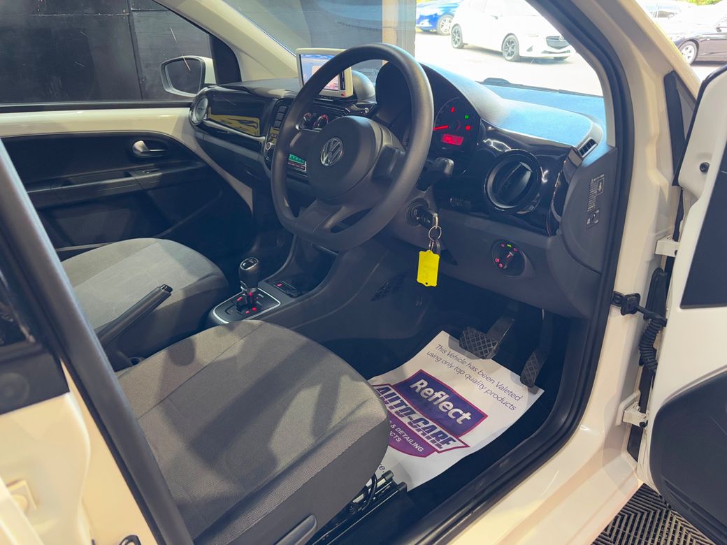 2013 Volkswagen up!