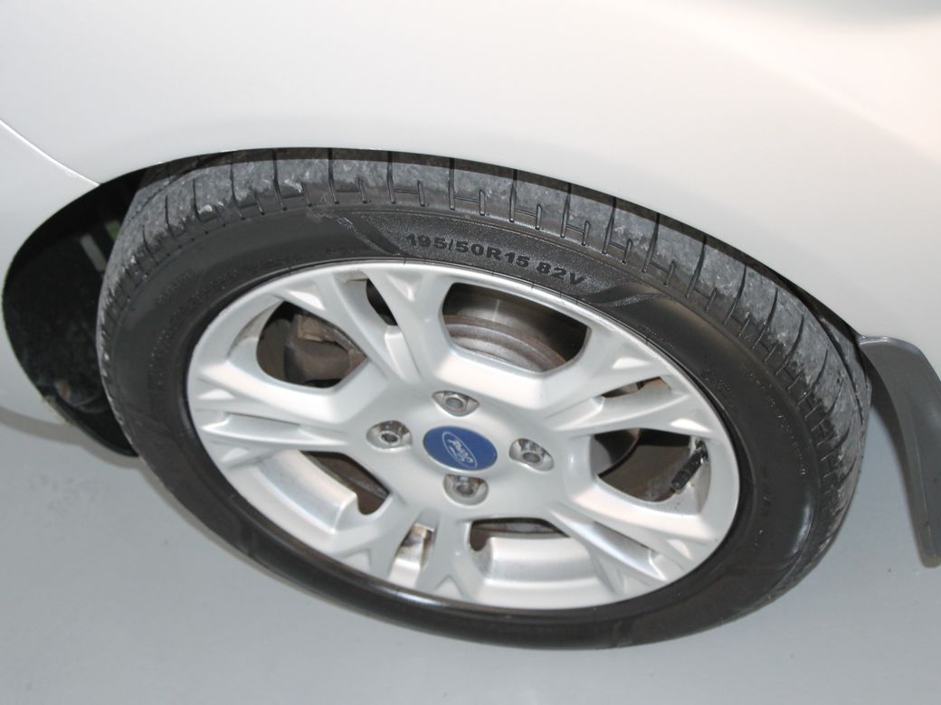 2015 Ford Fiesta