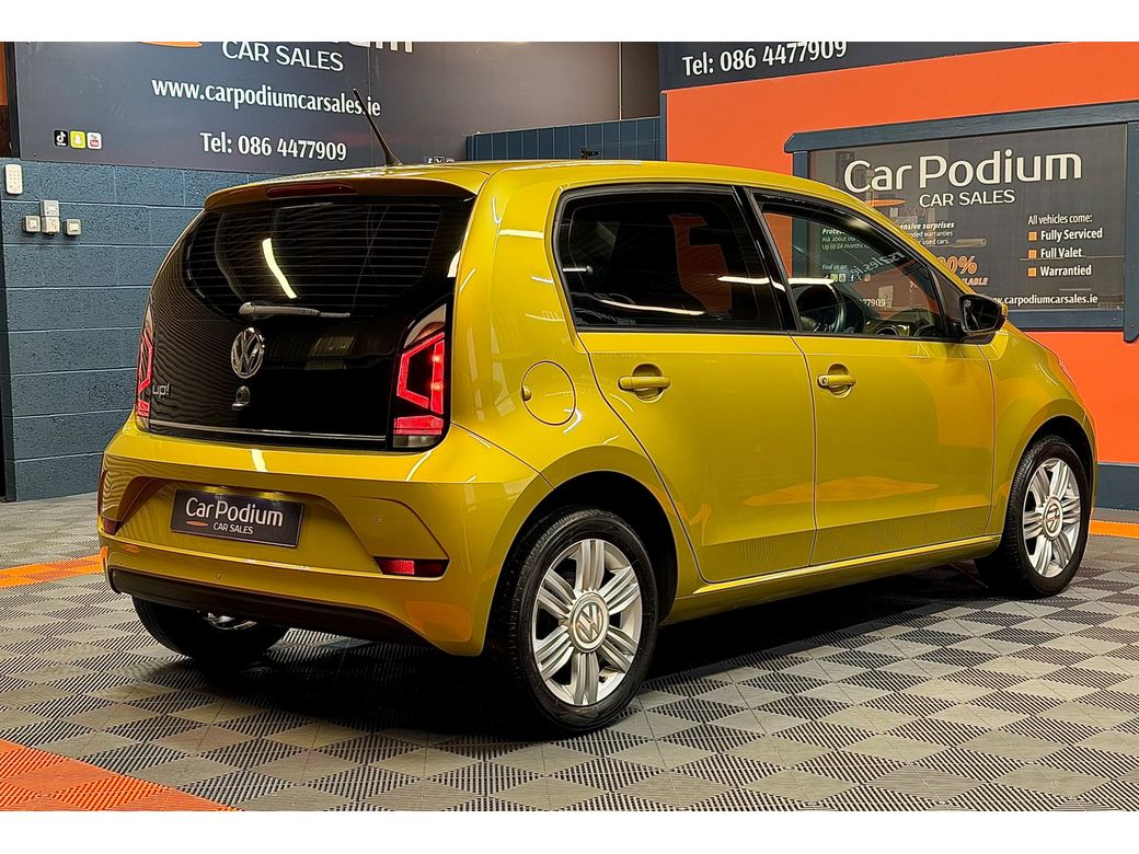 2017 Volkswagen up!