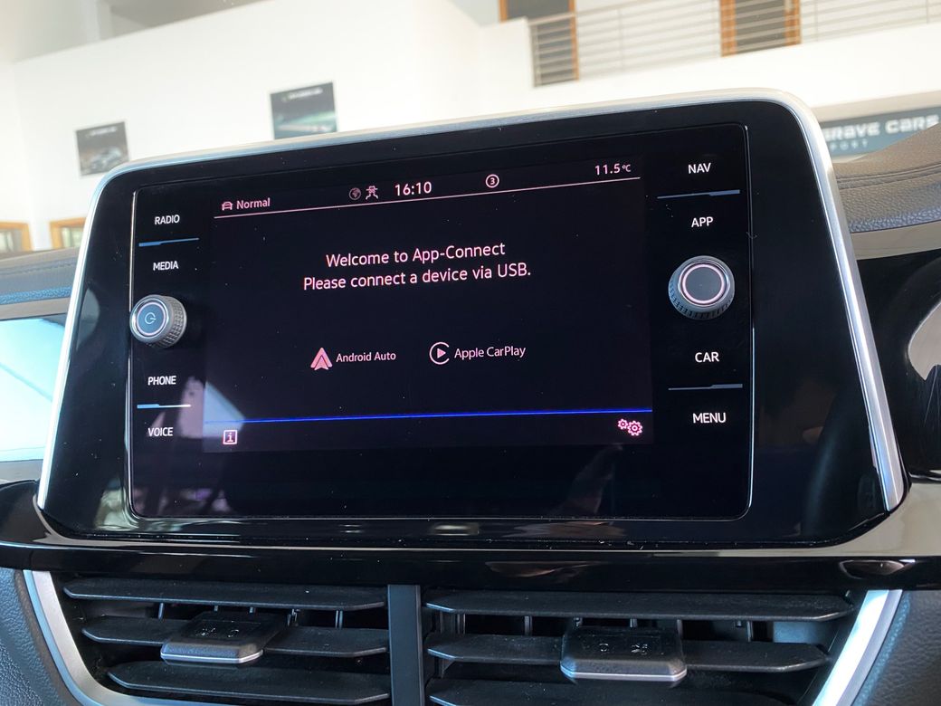 2023 Volkswagen T-Roc