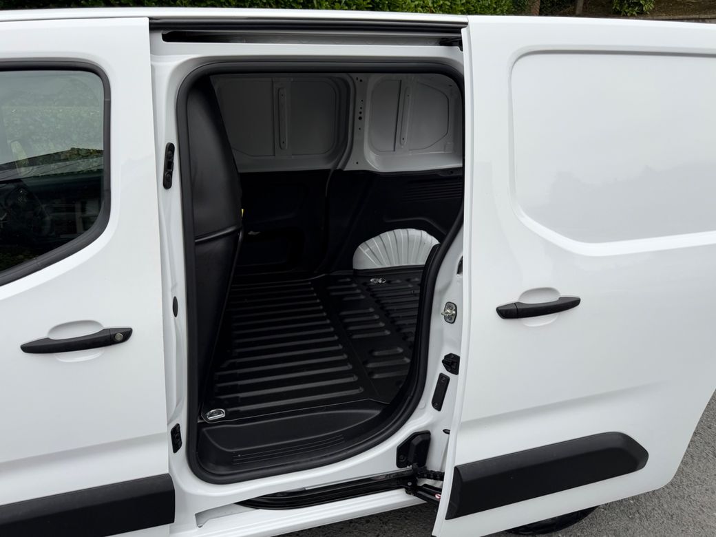 2025 Toyota Proace